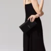 Bettina – kopertówka – satyna krepowa – czarna Bettina – kopertówka – satyna krepowa – czarna