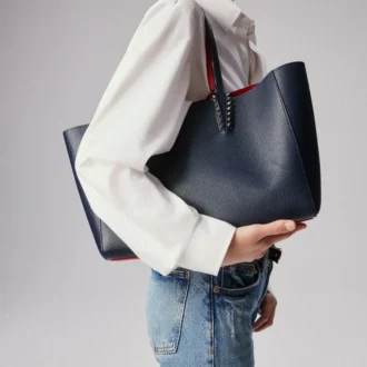 Cabata Small – torba Typu Tote – skóra cielęca i kolce – Zaffiro Cabata Small – torba Typu Tote – skóra cielęca i kolce – Zaffiro
