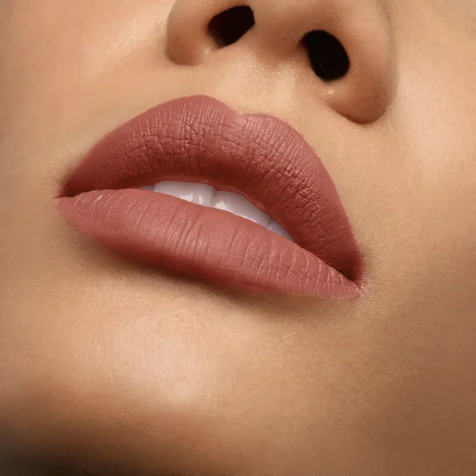 Rouge Louboutin Velvet Matte – matowa pomadka – Ballerina Blush 305M Stany Zjednoczone