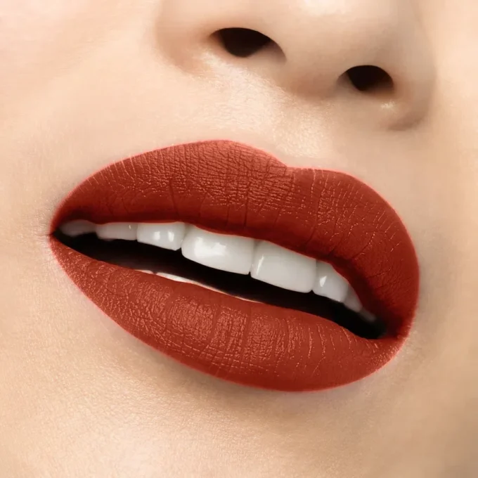 Rouge Louboutin Velvet Matte – matowa pomadka – Burning Babe 415M