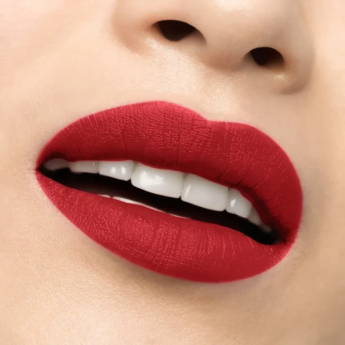 Rouge Louboutin Velvet Matte – matowa pomadka – Red Dramadouce 005M Rouge Louboutin Velvet Matte – matowa pomadka – Red Dramadouce 005M